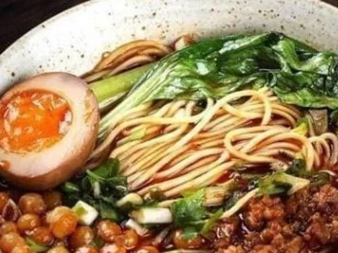 Quizz: Chọn bát mì yêu thích để biết bạn sẽ giàu sang hay chỉ sống tầm thường