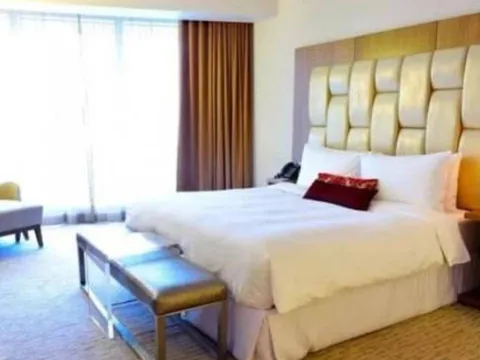 Tránh kê giường quay mặt về 2 hướng này: Nguyên tắc phong thủy “cấm kỵ” khiến tài lộc khó vào nhà