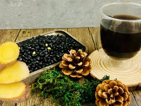 Mỗi ngày uống 1 cốc nước đậu đen rang gừng, điều gì sẽ xảy ra với cơ thể?