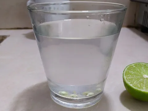 Cách uống nước chanh muối ấm giúp giảm cân, sạch ruột, không hại dạ dày