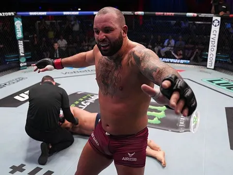 Josh Hokit: 'Chael Sonnen 2.0' hạng nặng và bài kiểm tra tiếp theo tại UFC 324