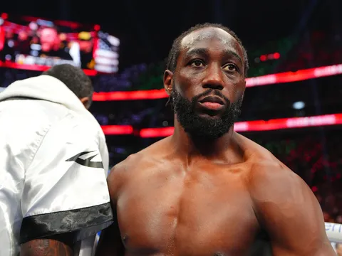 WBC ra án phạt, tước đai vô địch thế giới của Terence Crawford