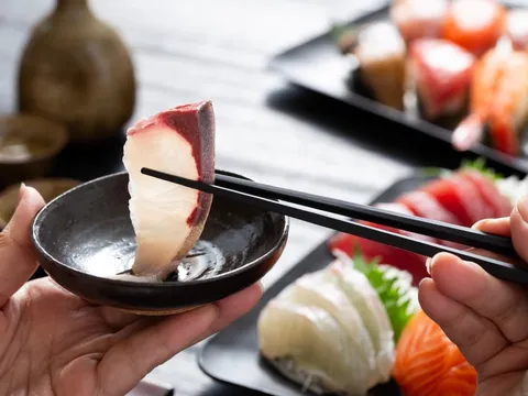 Người Nhật ăn cá sống mỗi mà không sợ bị nhiễm ký sinh trùng, vì sao?