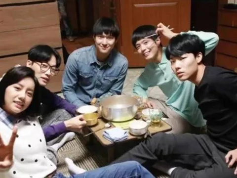 Trong gia đình, ai là người “mệnh khổ” nhất? Giải mã vị trí anh chị em ruột khiến 90% người đọc gật gù