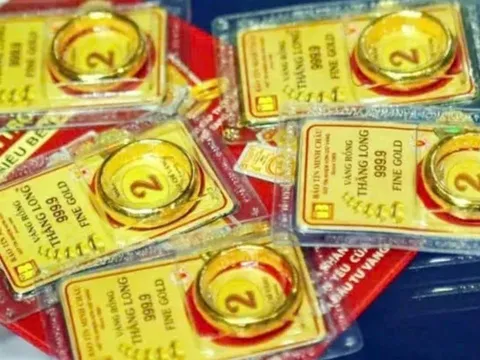 Giá vàng hôm nay 6/12: Vàng SJC bất ngờ giảm 700.000 đồng/lượng