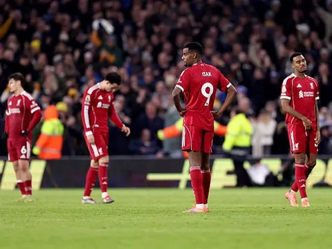 Bi kịch tại Elland Road phơi bày toàn bộ vấn đề của Liverpool