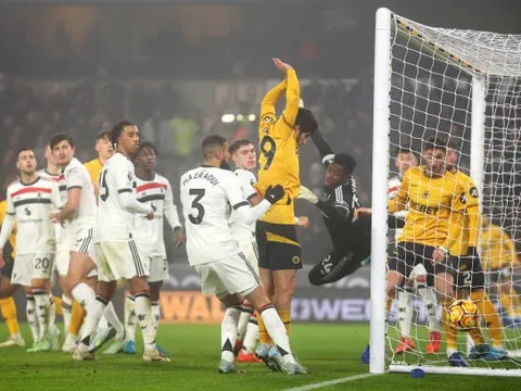 Soi trận Wolves vs Man Utd: Khách bất ổn, chủ nhà khủng hoảng
