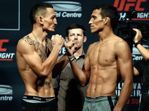 UFC 326 chốt kèo chính: Max Holloway tái đấu Charles Oliveira sau một thập kỷ, tranh đai BMF