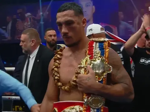 Jai Opetaia hạ knock-out tàn bạo Cinkara, nhưng phẫn nộ với chính màn trình diễn của mình