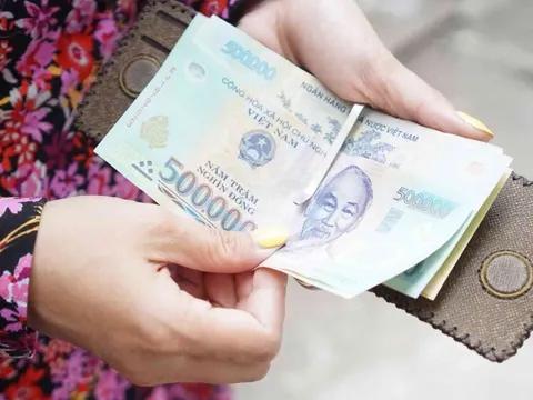 3 thứ đặt trong ví giúp xua đuổi xui xẻo, hút tài lộc