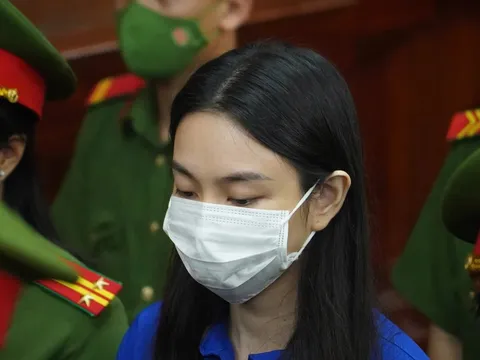 Nguyễn Thúc Thùy Tiên chấp nhận mức án 2 năm tù