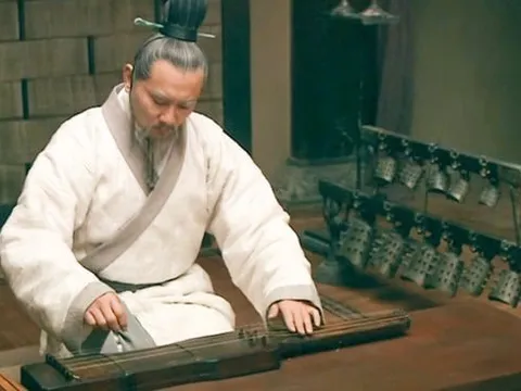 Tổ tiên dặn dò: 4 thứ tuyệt đối không nên tích trữ trong nhà –càng giữ càng nghèo, tài lộc đội nón ra đi