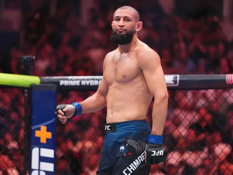 Khamzat Chimaev tuyên bố Alex Pereira 'chạy trốn', khẳng định đẳng cấp vượt trội