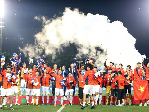 Ngày này năm xưa: U22 Việt Nam kết thúc 60 năm chờ đợi với tấm HCV SEA Games