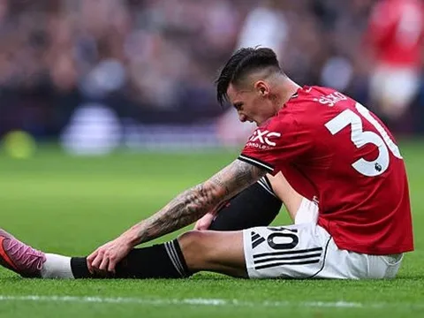 Man Utd: HLV Amorim báo tin dữ về "bom tấn" 74 triệu bảng