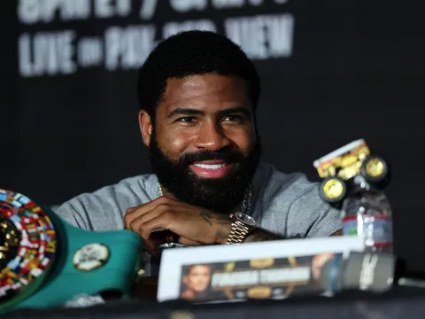 Stephen Fulton trả đai WBC, trận Carrington vs. Castro được nâng tầm thành tranh vô địch thế giới