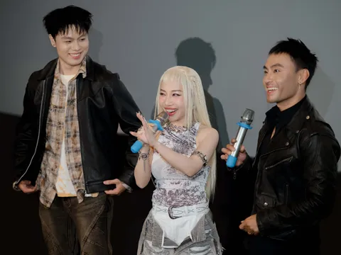 Hằng BingBoong tiết lộ nội dung cuộc gọi sau 10 năm của JustaTee khiến cô bật khóc