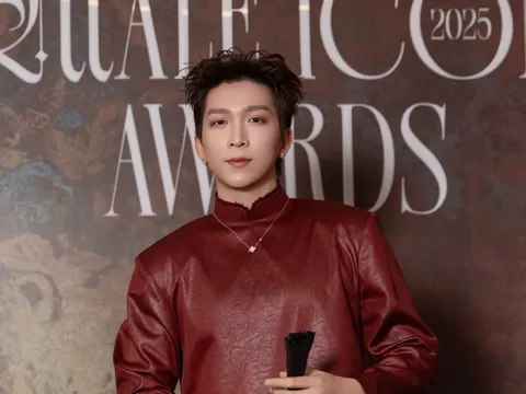 Tăng Phúc nhận tin “song hỷ” mùa cuối năm