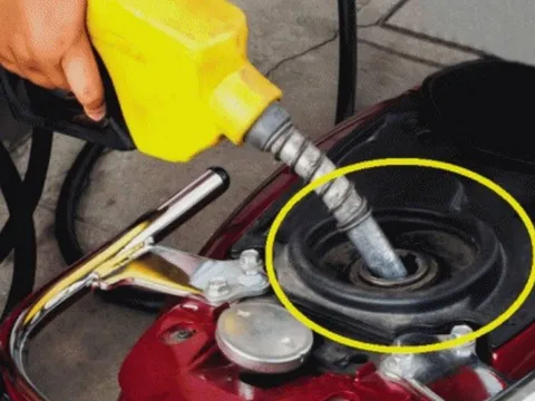 Đừng đổ xăng đầy bình hay đổ theo số tiền, áp dụng mẹo này giúp tiết kiệm đáng kể chi phí