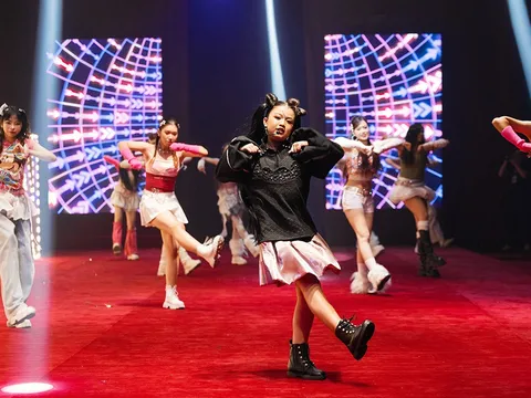 Mẫu nhí Minnie Cindy: 'Tài không đợi tuổi', gây bùng nổ tại Extra Men Show 4