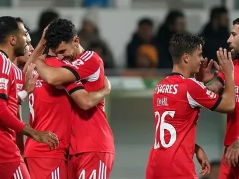 Benfica 4-0 Moreirense: Pavlidis lập hat-trick hoàn hảo cho đội bóng của Mourinho