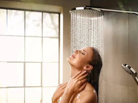 Khi tắm nhờ kỳ cọ kỹ 4 vị trí này, bạn sẽ cảm thấy sức khỏe tốt hơn, có những thay đổi kỳ diệu