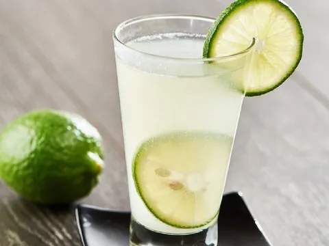 Tiết lộ thời điểm uống nước chanh hỗ trợ giảm cân hiệu quả nhất, không hại dạ dày