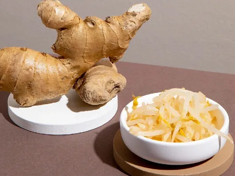 Ăn gừng có hại cho 4 nhóm người này