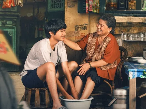 Sự góp mặt của NSND Thanh Hoa không cứu được doanh thu "Thế hệ kỳ tích"