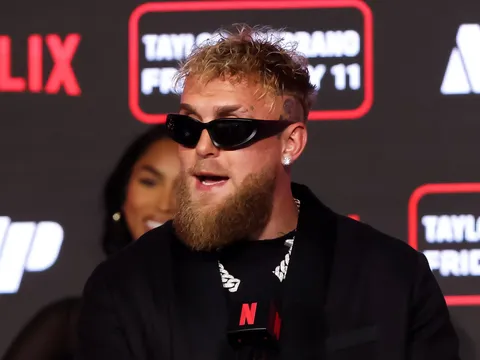 Chael Sonnen: Jake Paul không có cửa thắng, ngay cả với một 'cú đấm may rủi'