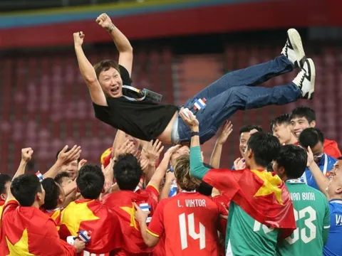 SEA Games 33: U22 Việt Nam và Kim Sang-sik khẳng định đế chế