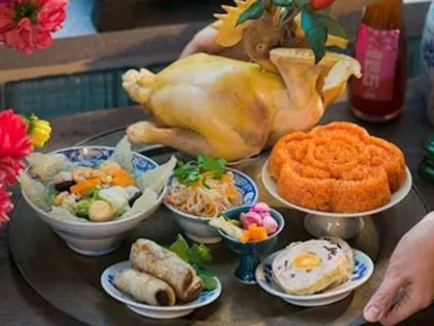 Mùng 1 âm lịch: Thắp hương xong nên hạ ngay 3 thứ này để giữ phúc, giữ tài, tránh hao lộc