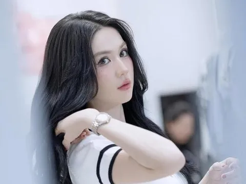 Ngọc Trinh tiết lộ lý do không còn hình thể đẹp như trước