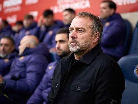 Barcelona và bài toán chiều sâu đội hình với HLV Hansi Flick