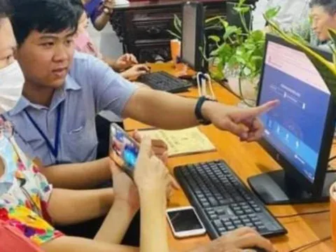 Từ nay đến 31/12/2025, cán bộ công chức, viên chức được hỗ trợ thêm 3,6 triệu đồng mỗi tháng