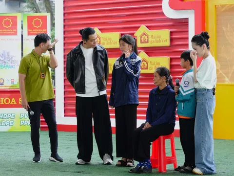 Thành Trung không kìm được nước mắt trước câu hỏi xé lòng của bé gái mồ côi: “Mẹ có thể về nuôi con không?”