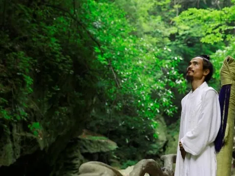 Có 3 điều bất hạnh lớn nhất đời người: "Tuổi trẻ đắc chí, trung niên thất nghiệp, tuổi già đào hoa"