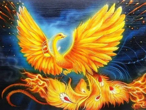 Tiền Rải Kín Nhà: 3 con giáp từ gà hoá Phượng