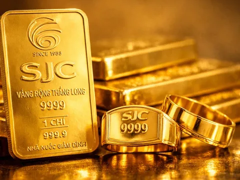 Bảng giá vàng 9999 24K 18K SJC DOJI PNJ hôm nay 30/12/2025