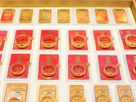 Sáng 30/12: Giá vàng thế giới lao dốc, vàng trong nước giảm gần 3 triệu đồng/lượng