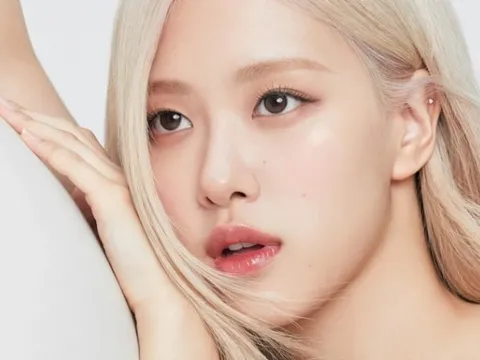 Rosé là cô gái có gương mặt đẹp nhất thế giới năm 2025