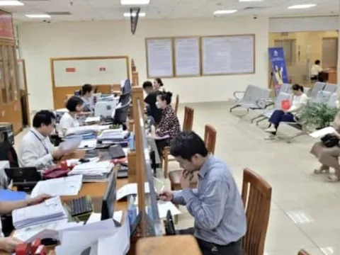 Từ 01/01/2026, trường hợp nào cán bộ, công chức nam được hỗ trợ thêm 500.000 đồng/tháng?