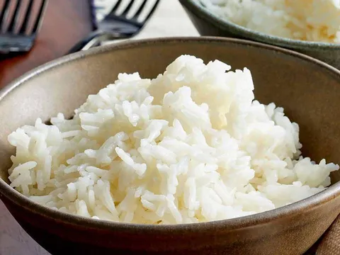 Cách ăn cơm trắng an toàn, không làm tăng đường huyết tăng vọt