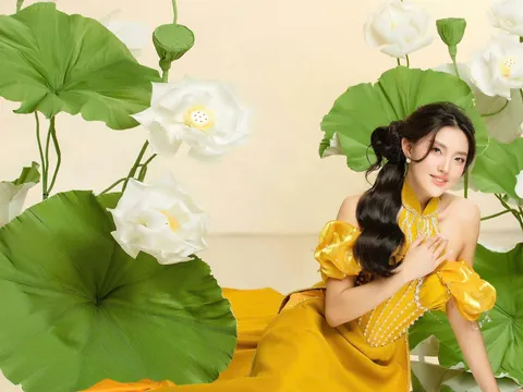 Miss Asia USA America - Michelle Hồ: Tôi xúc động khi được mặc áo dài