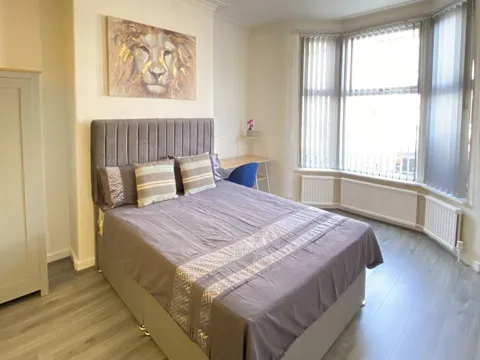 Các cụ dặn: Bếp không quay 3 hướng, giường không kê 3 chỗ, đó là gì?