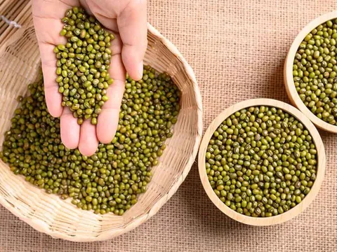 Ăn đậu xanh rất bổ nhưng có 5 nhóm người phải tránh xa