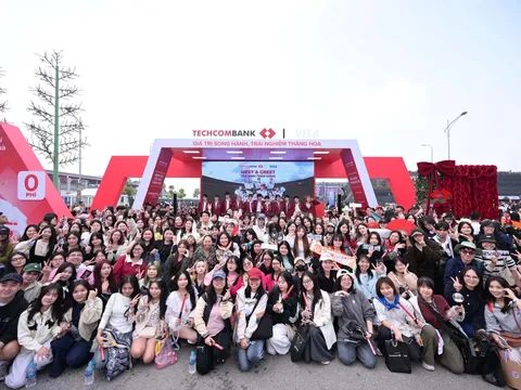 Techcombank & Visa đồng hành tạo “kỳ tích” cùng Tân Binh, Anh Tài, Chị Đẹp tại Y CONCERT