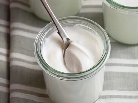 2 thời điểm ăn sữa chua tốt nhất để giảm cân, tiêu mỡ bụng, giúp eo thon gọn