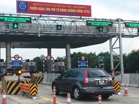 Những trường hợp nào xe ô tô được miễn phí sử dụng đường bộ?