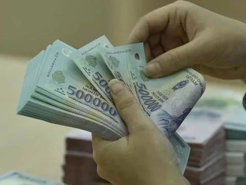 Ai được tăng lương tối thiểu cao nhất 7,26%, thêm tới 320.000 đồng mỗi tháng?